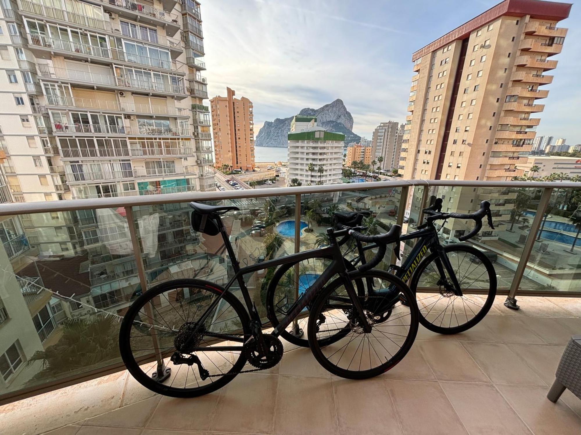 Rock&Bike Calpe Sunny Apartment ภายนอก รูปภาพ